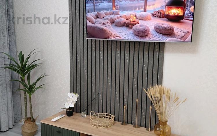 1-комнатная квартира · 43 м² · 4/10 этаж, мкр Юго-Восток, Микрорайон Байкена Ашимова 21 а — Момышулы,Дворец им С.Сапиева, Караганда Арена за 16 000 〒 в Казыбек би р-н — фото 33