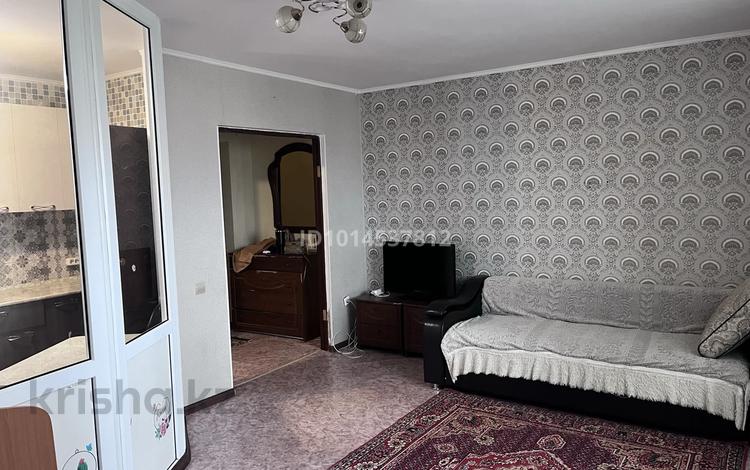1-комнатная квартира · 35 м² · 4/9 этаж, Казыбек би 7/1 — ТД Кокжал за 10 000 ₸ в Усть-Каменогорске, Ульбинский — фото 2