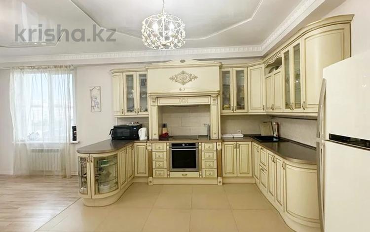 3-бөлмелі пәтер · 200 м² · 4/5 қабат, Тумар ханым 40 — Баян сулу, бағасы: ~ 85.8 млн ₸ в Астане, Нура р-н — фото 28
