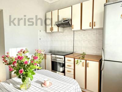1-бөлмелі пәтер · 35 м² · 3/5 қабат, Толеу Басенова, бағасы: 30 млн ₸ в Алматы, Бостандыкский р-н