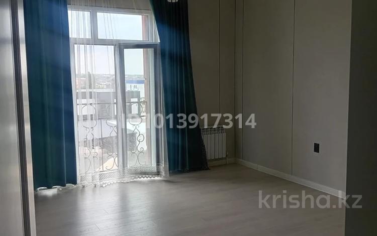 3-комнатная квартира · 84 м² · 6/10 этаж, Куаныша Толеметова 50/23 — Тулеметова уголь Отегенова за 250 000 ₸ в Шымкенте, Абайский р-н — фото 2
