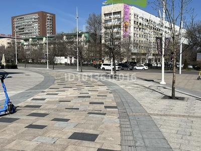 Свободное назначение, офисы, магазины и бутики, салоны красоты, медцентры и аптеки, образование, развлечения · 68 м² за 300 млн ₸ в Алматы, Медеуский р-н
