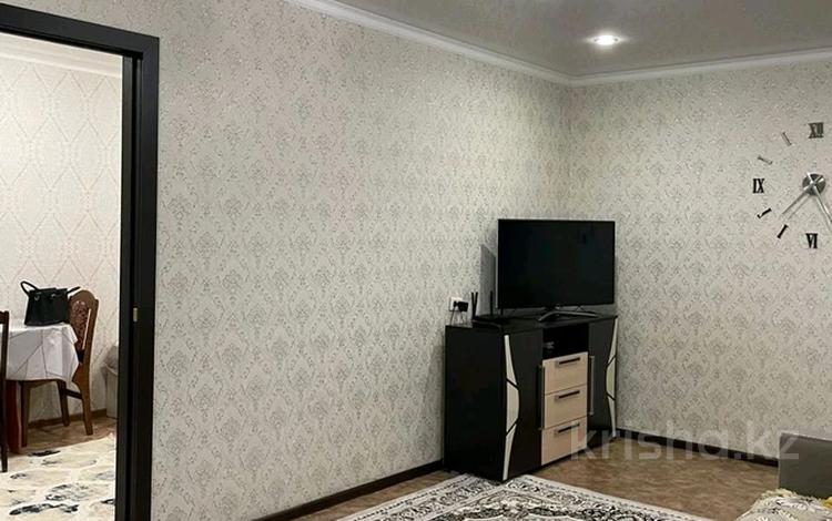 3-бөлмелі пәтер · 58.5 м² · 5/5 қабат, Глинки 22 — ул Рахимова, рядом с Технологическим университетом, бағасы: 18.5 млн ₸ в Семее — фото 2