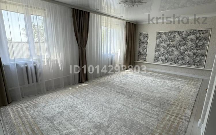 Жеке үй · 3 бөлме · 76 м² · 8 жүзд., Роза Багланова 16, бағасы: 25 млн ₸ в Уральске — фото 2