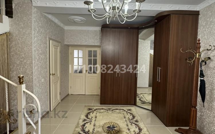 7-бөлмелі пәтер · 200 м² · 1/5 қабат, 15-й мкр 9дом, бағасы: 77.7 млн ₸ в Актау — фото 2