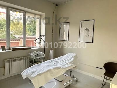 Свободное назначение, офисы, магазины и бутики, склады, общепит, салоны красоты, сельское хозяйство, бани, гостиницы и зоны отдыха, фитнес и спорт, медцентры и аптеки, образование, развлечения, конференц-залы, студии · 190 м² за 2.2 млн 〒 в Алматы, Бостандыкский р-н