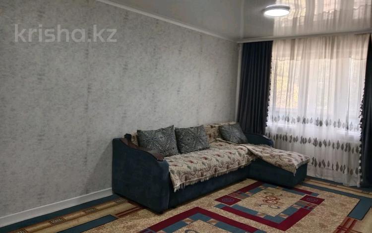 2-бөлмелі пәтер · 46 м² · 2/5 қабат, Жетысу 6, бағасы: 150 000 ₸ в Талдыкоргане — фото 2
