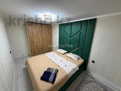 3-бөлмелі пәтер · 101 м² · 2/5 қабат, Дехканская 2, бағасы: 25 000 ₸ в Шымкенте, Аль-Фарабийский р-н