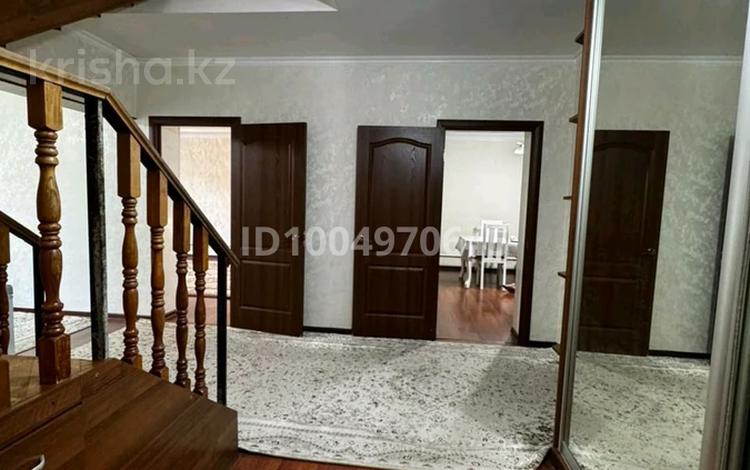 Отдельный дом · 4 комнаты · 120 м² · 8 сот., Б.Абая 60 — Районный больницаның жанында, Ернур магазиніне қарысы за 45 млн 〒 в  — фото 2