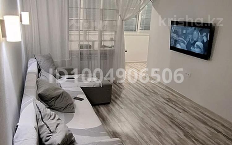 1-комнатная квартира · 32 м² · 3/7 этаж, 11-й мкр 41 за 15 000 ₸ в Актау — фото 2