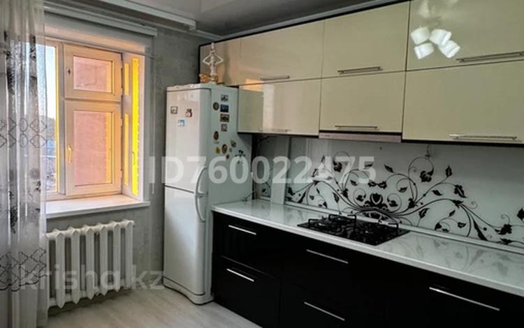 2-бөлмелі пәтер · 61 м² · 5/5 қабат, 5-й микрорайон, 5 микрорайон 12, бағасы: 27 млн ₸ в Костанае — фото 2