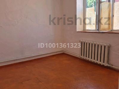 Отдельный дом · 2 комнаты · 56 м² · 4 сот., мкр Азат, Азат ш/а Арқайым 76 — Балабақшаның қасында за 25 000 〒 в Шымкенте, Енбекшинский р-н
