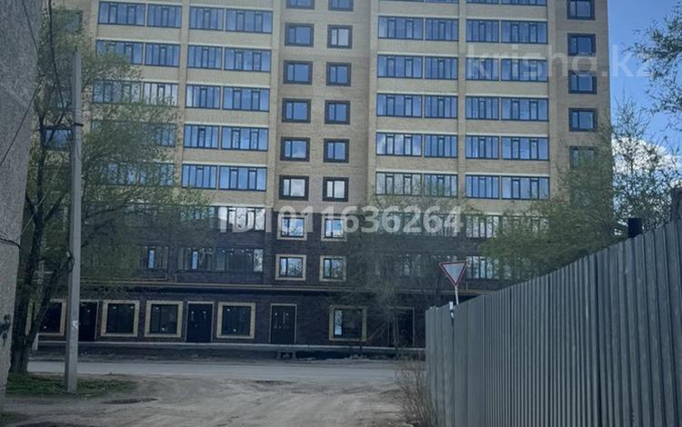 3-бөлмелі пәтер · 83 м² · 1/9 қабат, Желтоксан 1в к2 — Рынок караван сергей тюленина, бағасы: 26.9 млн ₸ в Уральске — фото 6