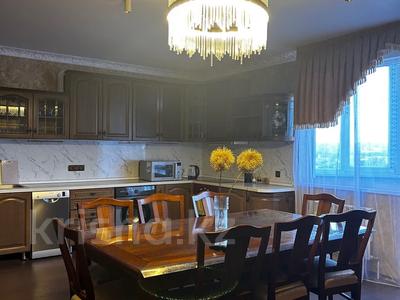 2-комнатная квартира · 60 м² · 10/10 этаж, Базовая 4/7 за 18 000 〒 в Усть-Каменогорске
