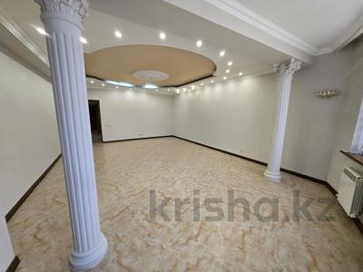 3-комнатная квартира · 160 м² · 9/12 этаж, мкр Самал-2 за ~ 131.3 млн ₸ в Алматы, Медеуский р-н