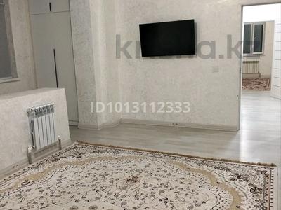 2-комнатная квартира · 65 м² · 5/9 этаж, 20-й мкр 5 за 150 000 ₸ в Актау