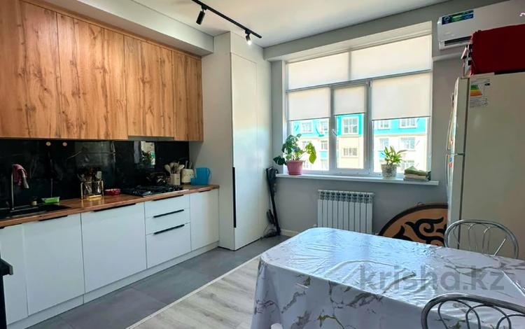2-комнатная квартира · 77 м² · 4/5 этаж, Мкрн Самал 15 за 29 млн ₸ в Атырау — фото 5
