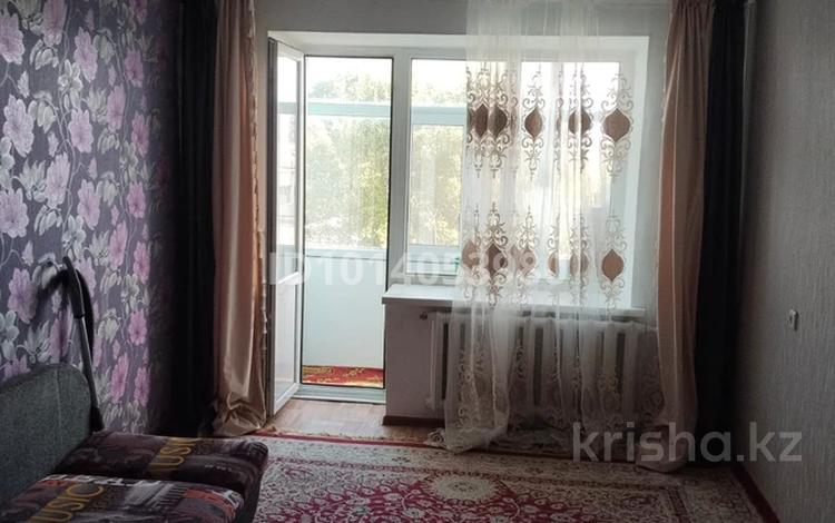 1-комнатная квартира · 35 м² · 5/5 этаж, мкр 8, Гришина 72к1 за 100 000 ₸ в Актобе — фото 2