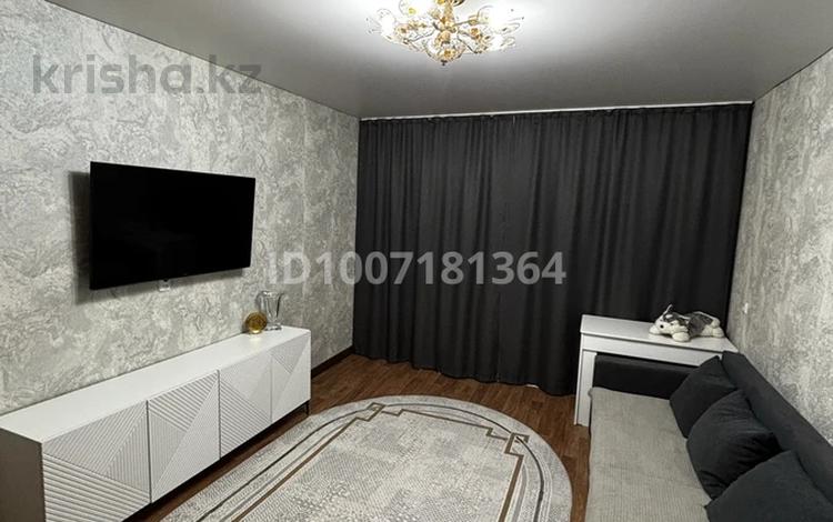 3-комнатная квартира · 57 м² · 3/5 этаж, Абдирова 4 за 14 млн ₸ в Топаре — фото 2