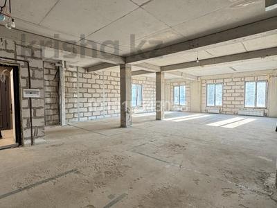 4-бөлмелі пәтер · 127.1 м² · 1/3 қабат, Керей Жанибек Хандар, бағасы: ~ 174.1 млн ₸ в Алматы, Медеуский р-н