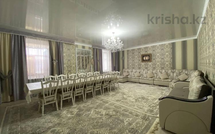 4-комнатная квартира · 180 м² · 2/3 этаж, Победы за 69 млн ₸ в Костанае — фото 2