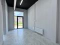 Свободное назначение, офисы, общепит, салоны красоты, фитнес и спорт, образование, конференц-залы, кабинеты и рабочие места, студии · 93 м² за 650 000 ₸ в Алматы, Турксибский р-н — фото 7