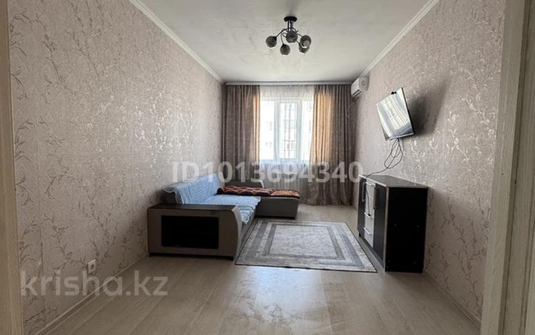 2-бөлмелі пәтер · 58 м² · 10/12 қабат, мкр Акбулак, Дарабоз 15, бағасы: 250 000 ₸ в Алматы, Алатауский р-н — фото 2
