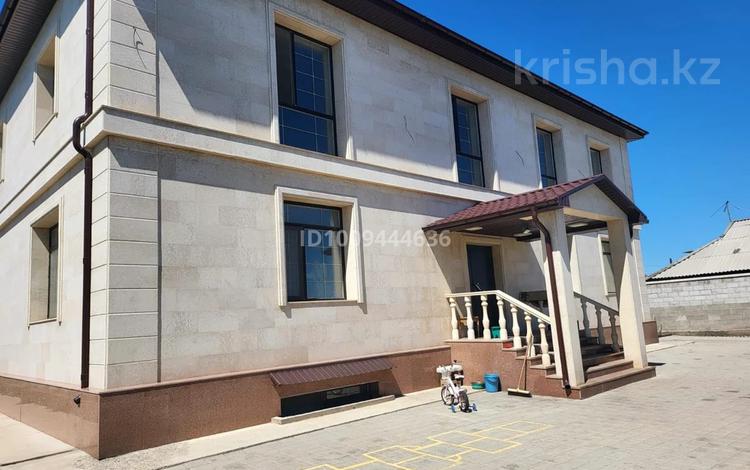Отдельный дом · 8 комнат · 550 м² · 12 сот., Бурылтай 2/2 за 220 млн 〒 в Астане, Есильский р-н — фото 2