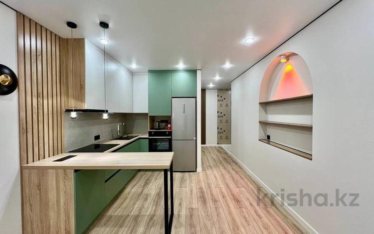 2-комнатная квартира · 51.7 м² · 2/9 этаж, мкрн Думан-2 — КВАРТИРА С НОВЫМ РЕМОНТОМ! за 45.5 млн ₸ в Алматы, Медеуский р-н — фото 4