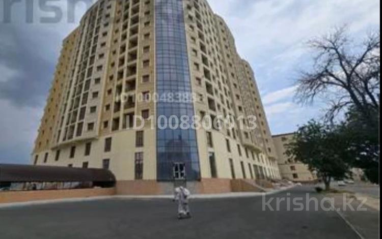 2-бөлмелі пәтер · 85 м² · 1/12 қабат, 12-й мкр, 12-ш/а. 36/2, бағасы: 25 млн ₸ в Актау — фото 2
