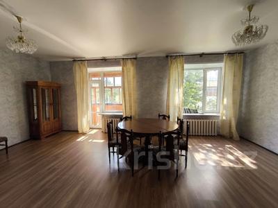 3-бөлмелі пәтер · 93.5 м² · 4/4 қабат, Касымханова 25, бағасы: 29 млн ₸ в Костанае