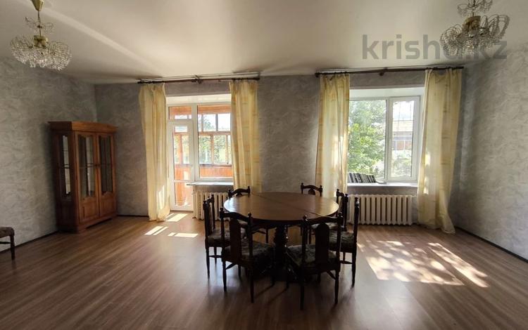 3-бөлмелі пәтер · 93.5 м² · 4/4 қабат, Касымханова 25, бағасы: 29 млн ₸ в Костанае — фото 2