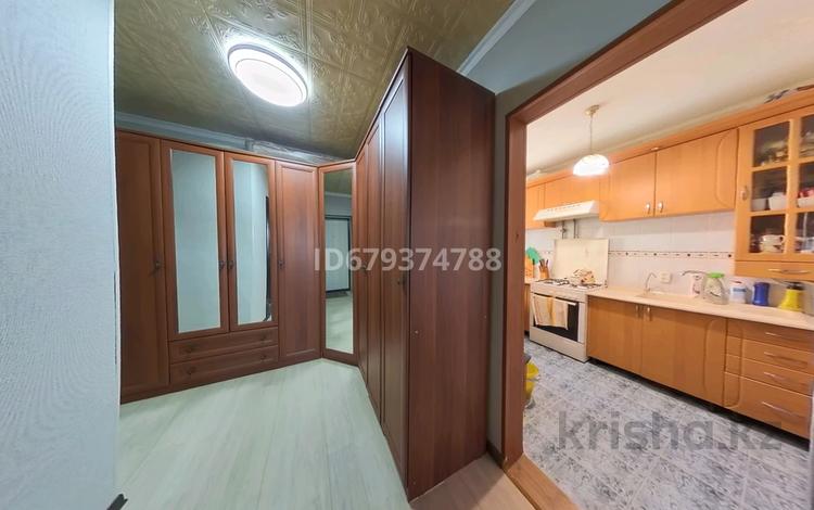 2-бөлмелі пәтер · 52 м² · 6/6 қабат, Айтеке-би 126 — Айтеке-би - бр. Коростылевых, бағасы: 13 млн ₸ в Актобе, мкр. Курмыш — фото 17