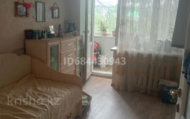 4-бөлмелі пәтер · 64 м² · 4/5 қабат, Жамбыла 79 — Район Автопарка, бағасы: 23.5 млн ₸ в Уральске — фото 2