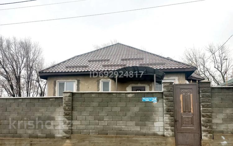 Отдельный дом • 4 комнаты • 270 м² • 8 сот., Булакты 38 — Суюнбая за 55.5 млн 〒 в Каскелене — фото 2