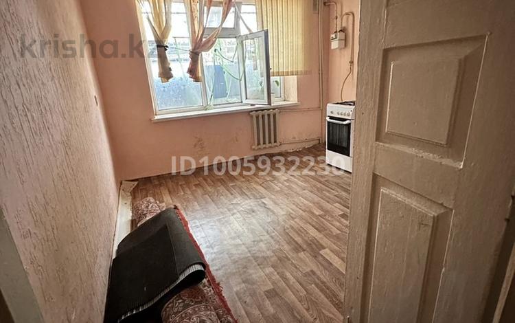 1-комнатная квартира · 38 м² · 1/4 этаж, мкр Каратау 39 за 65 000 ₸ в Таразе — фото 2