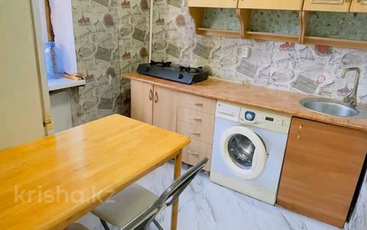 1-комнатная квартира · 35 м² · 3/5 этаж, Жибек жолы 103 за 200 000 ₸ в Алматы, Алмалинский р-н — фото 2