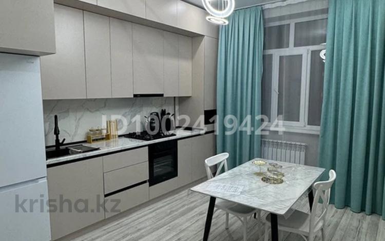 2-комнатная квартира · 2 м², мкр Самал, Мкрн Самал 60/3 за 14 000 ₸ в Атырау — фото 2