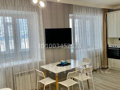 2-комнатная квартира · 65 м² · 2/9 этаж, мкр. Алтын орда, Пр.А.Молдагуловой 56д/корпус 2 — На пересечении улиц Мангилик-ел и пр.А.Молдагуловой за 250 000 ₸ в Актобе