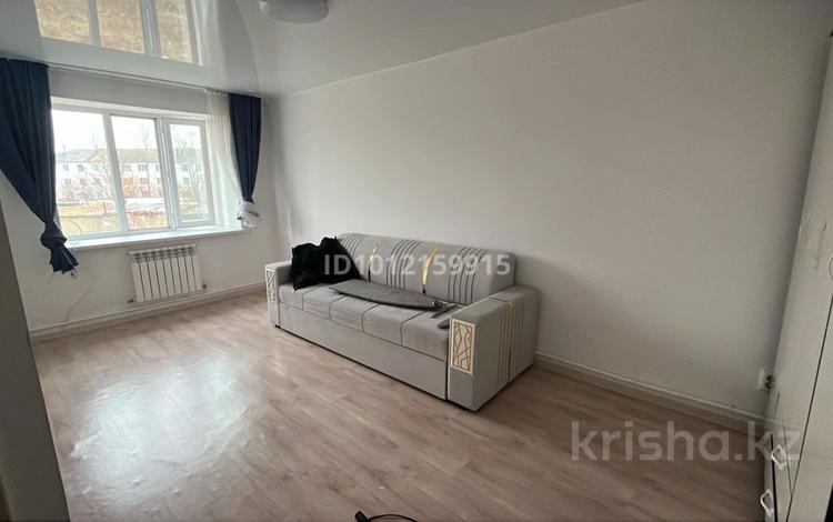 1-бөлмелі пәтер · 36 м² · 2/5 қабат, ул. Богенбая-батыра 25Б, бағасы: 10 млн ₸ в Макинске — фото 2