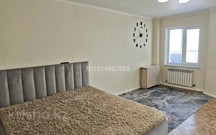 1-комнатная квартира · 41.6 м² · 11/25 этаж, мкр Юго-Восток, Микрорайон Байкена Ашимова 28 за 15.8 млн ₸ в Караганде, Казыбек би р-н — фото 2