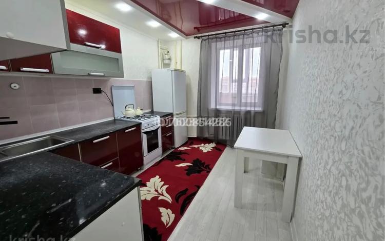 1-бөлмелі пәтер · 48 м² · 4/9 қабат, мкр Болашак 131, бағасы: 10 000 ₸ в Актобе — фото 2
