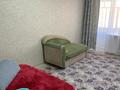 1-комнатная квартира, 30 м², 4/4 этаж посуточно, Гоголя 42 а за 10 000 〒 в Костанае — фото 3