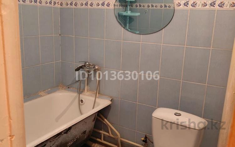 1-комнатная квартира · 30 м² · 3/5 этаж, мкр Жайлау 9 за 10 млн ₸ в Таразе — фото 2