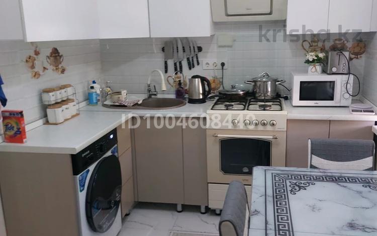 2-комнатная квартира · 40 м² · 3/3 этаж, Ауэзова 128 — Атакент за 18 000 ₸ в Алматы, Бостандыкский р-н — фото 5