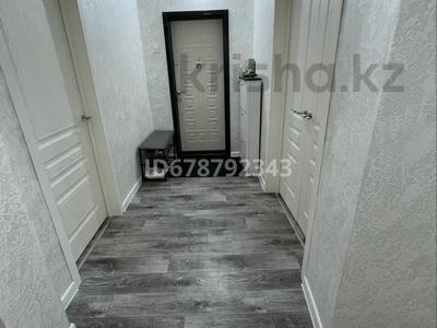 4-бөлмелі пәтер · 80 м² · 5/5 қабат, Абай 42 — Центр, бағасы: 26 млн ₸ в Сатпаев