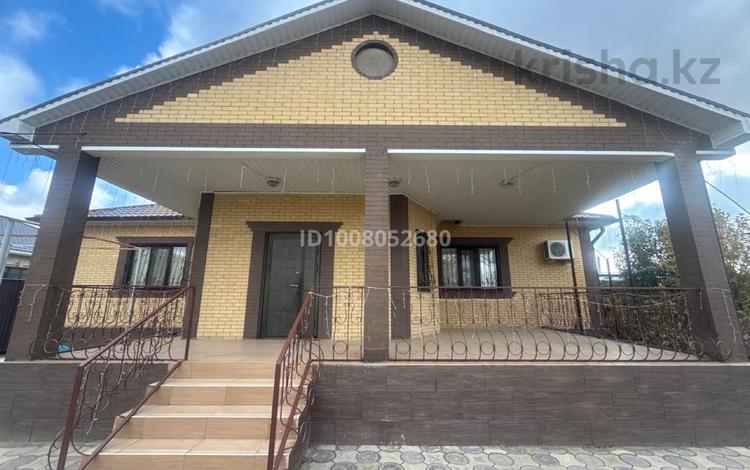 Жеке үй · 4 бөлме · 250 м² · 7.4 жүзд., мкр Сарыкамыс-2, 14 39, бағасы: 52 млн ₸ в Атырау — фото 2