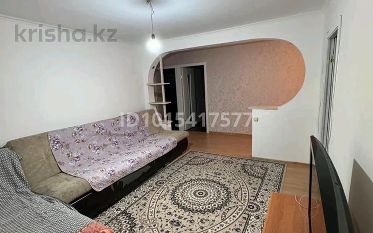4-комнатная квартира · 70 м² · 3/9 этаж, мкр Юго-Восток, мкр Юго-Восток, 30й микрорайон 9 за 24 млн ₸ в Караганде, Казыбек би р-н — фото 2