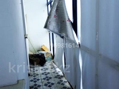 3-бөлмелі пәтер · 88.7 м² · 5/5 қабат, ул. Рыскулова 19, бағасы: 26.5 млн ₸ в Шымкенте, Аль-Фарабийский р-н