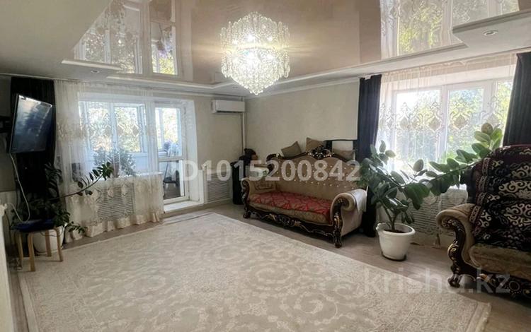 2-бөлмелі пәтер · 52 м² · 4/5 қабат, Жангир хана 18/1, бағасы: 12.5 млн ₸ в Уральске — фото 2